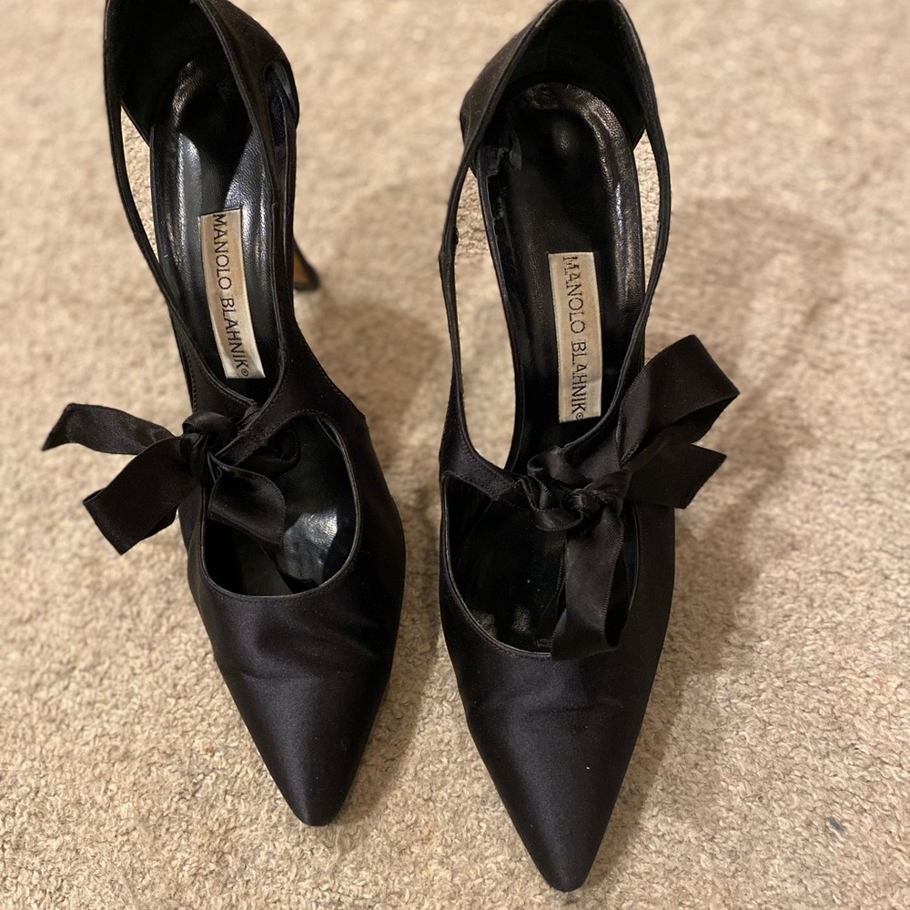 Manolo Blahnik Black Satin Tie Shoes
